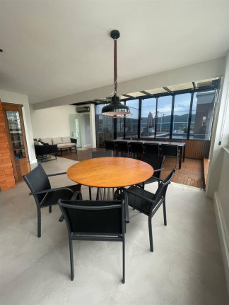 Imagem Apartamento com 2 Quartos à Venda, 242 m² em Centro - Balneário Camboriú