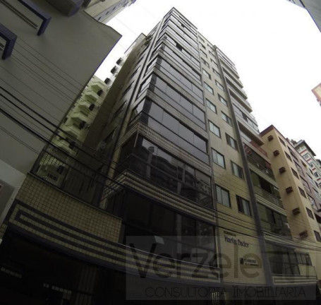 Imagem Apartamento com 2 Quartos à Venda, 90 m² em Centro - Balneário Camboriú
