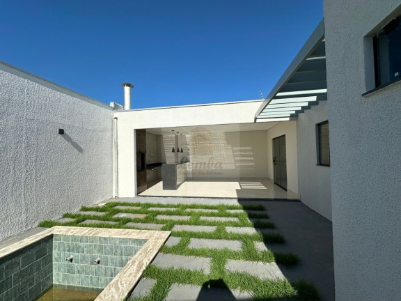 Imagem Casa com 3 Quartos à Venda, 189 m² em Jardim Califórnia - Cuiabá