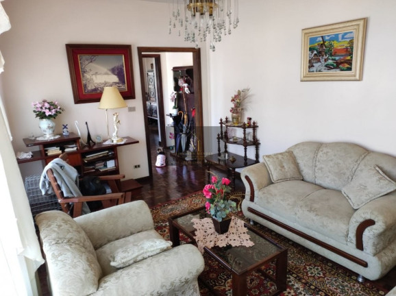 Imagem Casa com 4 Quartos à Venda, 685 m² em Centro - Tomazina