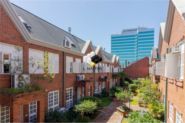 Imagem Casa de Condomínio com 3 Quartos à Venda, 250 m² em Chácara Das Pedras - Porto Alegre Imagem Casa de Condomínio com 3 Quartos à Venda, 250 m² em Chácara Das Pedras - Porto Alegre