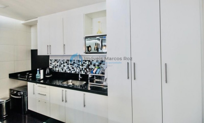 Imagem Apartamento com 3 Quartos à Venda, 110 m² em Alphaville - Santana De Parnaiba