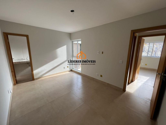 Imagem Casa com 3 Quartos à Venda, 104 m² em Esplanada - Belo Horizonte Imagem Casa com 3 Quartos à Venda, 104 m² em Esplanada - Belo Horizonte
