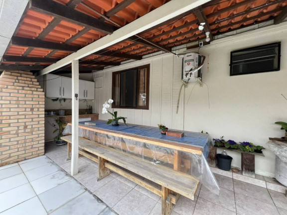 Imagem Casa com 2 Quartos à Venda, 90 m² em Salinas - Balneário Barra Do Sul