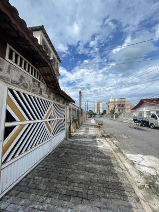 Imagem Casa com 3 Quartos à Venda, 123 m² em Maracanã - Praia Grande Imagem Casa com 3 Quartos à Venda, 123 m² em Maracanã - Praia Grande