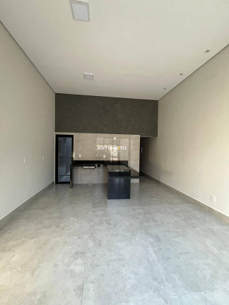 Casa com 2 Quartos à Venda, 64 m²