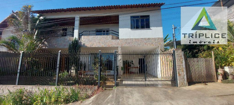 Imagem Casa com 5 Quartos à Venda, 348 m² em Nossa Senhora De Lourdes - Juiz De Fora