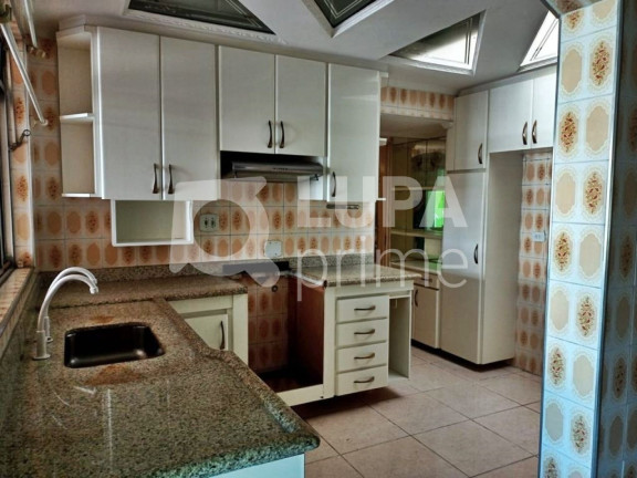 Imagem Casa com 3 Quartos à Venda, 210 m² em Vila Carrão - São Paulo Imagem Casa com 3 Quartos à Venda, 210 m² em Vila Carrão - São Paulo