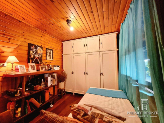 Imagem Casa com 4 Quartos à Venda, 300 m² em Albuquerque - Teresópolis