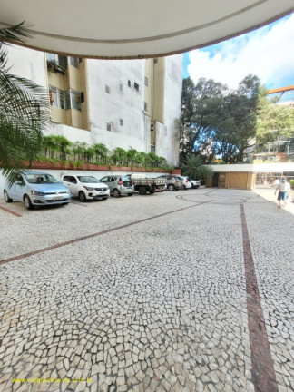 Imagem Imóvel com 3 Quartos à Venda, 165 m² em Vitória - Salvador Imagem Imóvel com 3 Quartos à Venda, 165 m² em Vitória - Salvador