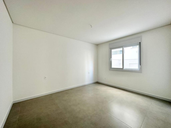 Imagem Casa com 4 Quartos à Venda, 246 m² em Navegantes - Capao Da Canoa
