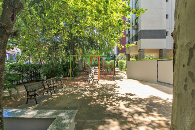 Imagem Apartamento com 3 Quartos à Venda, 120 m² em Moinhos De Vento - Porto Alegre Imagem Apartamento com 3 Quartos à Venda, 120 m² em Moinhos De Vento - Porto Alegre