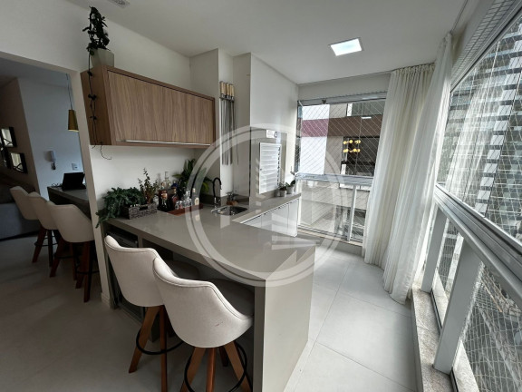 Imagem Apartamento com 3 Quartos à Venda, 130 m² em Meia Praia - Itapema Imagem Apartamento com 3 Quartos à Venda, 130 m² em Meia Praia - Itapema