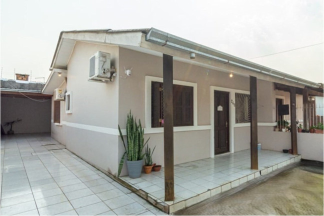 Casa com 2 Quartos à Venda,  em São José - Canoas