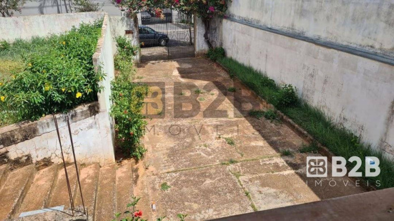 Imagem Casa com 3 Quartos para Alugar, 300 m² em Jardim Estoril Iv - Bauru Imagem Casa com 3 Quartos para Alugar, 300 m² em Jardim Estoril Iv - Bauru