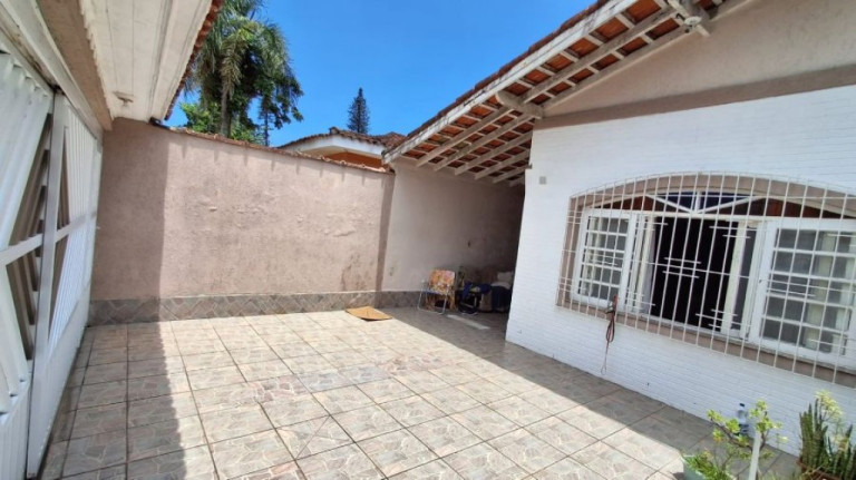 Casa com 2 Quartos à Venda,  em Flórida - Praia Grande