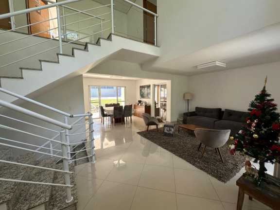 Imagem Casa com 3 Quartos à Venda, 340 m² em Parque Das Artes - Embu Das Artes Imagem Casa com 3 Quartos à Venda, 340 m² em Parque Das Artes - Embu Das Artes