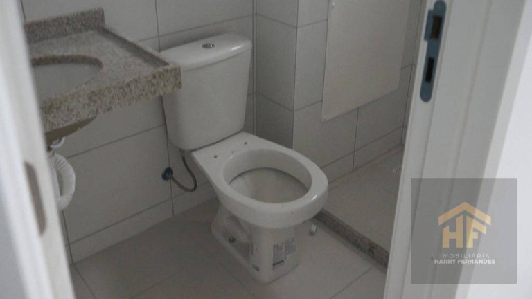 Imagem Apartamento com 3 Quartos à Venda, 67 m² em Espinheiro - Recife