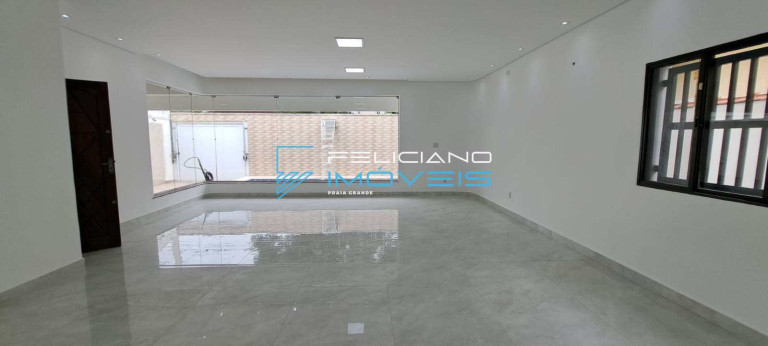 Imagem Casa com 3 Quartos à Venda, 194 m² em Canto Do Forte - Praia Grande