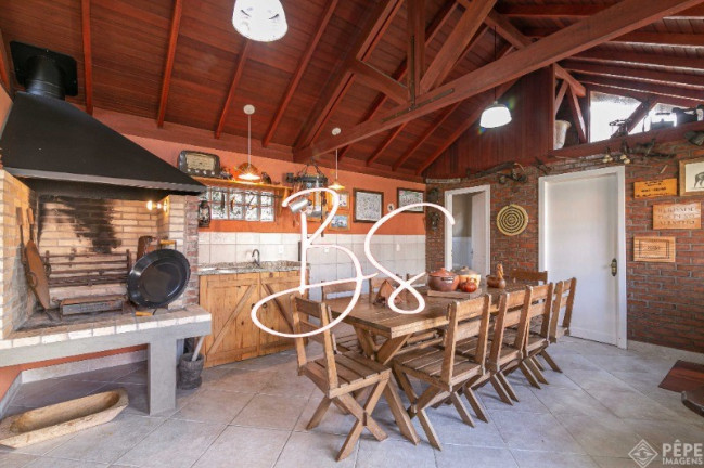 Imagem Casa com 3 Quartos à Venda, em Santa Terezinha - Canela Imagem Casa com 3 Quartos à Venda, em Santa Terezinha - Canela