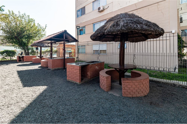 Imagem Imóvel com 2 Quartos à Venda,  em Partenon - Porto Alegre