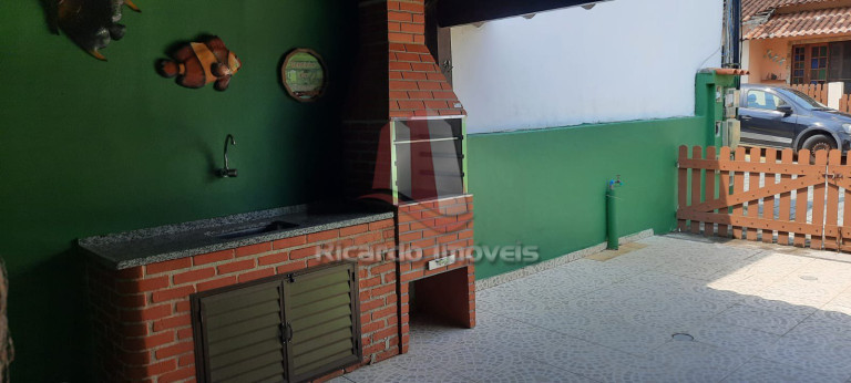 Imagem Casa de Condomínio com 2 Quartos à Venda, 100 m² em Peró - Cabo Frio