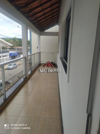 Casa com 3 Quartos à Venda, 220 m² em Veneza - Ipatinga