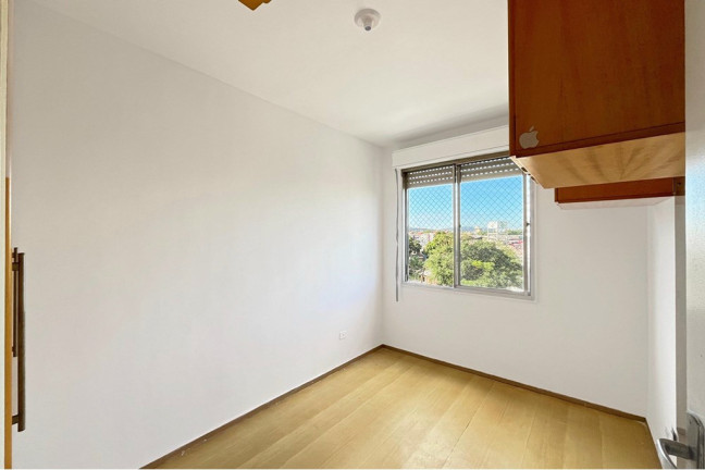 Imagem Apartamento com 3 Quartos à Venda, 66 m² em Cristal - Porto Alegre Imagem Apartamento com 3 Quartos à Venda, 66 m² em Cristal - Porto Alegre