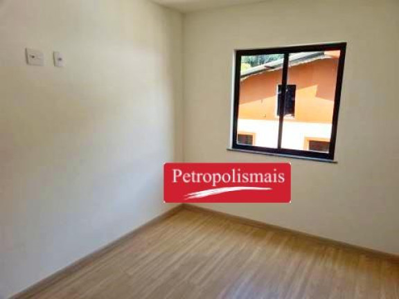 Imagem Apartamento com 2 Quartos à Venda,  em São Sebastião - Petrópolis