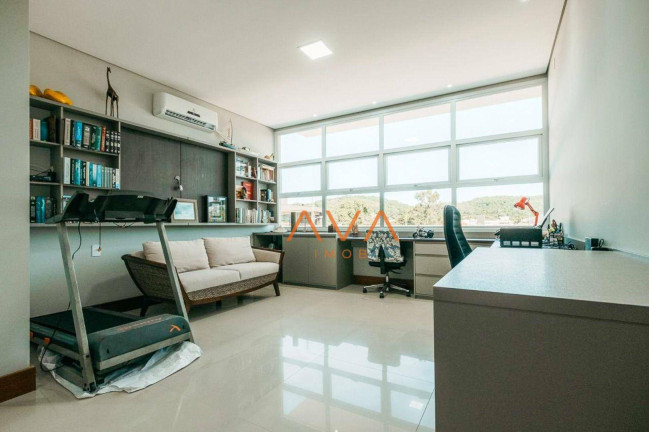 Imagem Casa com 4 Quartos à Venda, 287 m² em Vargem Grande - Florianópolis Imagem Casa com 4 Quartos à Venda, 287 m² em Vargem Grande - Florianópolis
