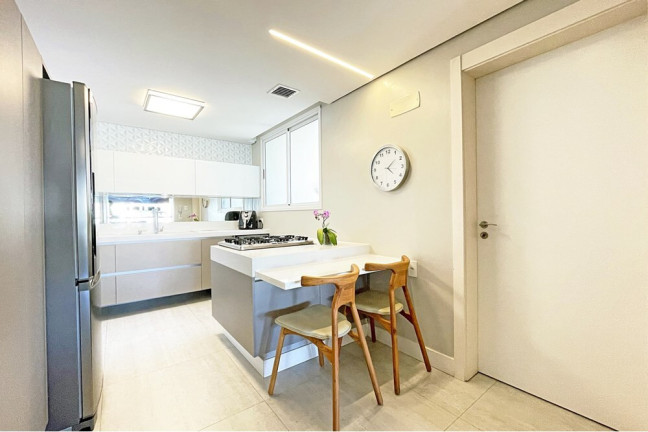 Imagem Apartamento com 3 Quartos à Venda, 163 m² em Jardim Do Salso - Porto Alegre Imagem Apartamento com 3 Quartos à Venda, 163 m² em Jardim Do Salso - Porto Alegre