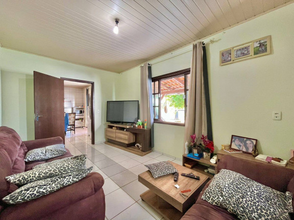 Imagem Casa com 4 Quartos à Venda, 172 m² em Centro - Balneário Barra Do Sul Imagem Casa com 4 Quartos à Venda, 172 m² em Centro - Balneário Barra Do Sul