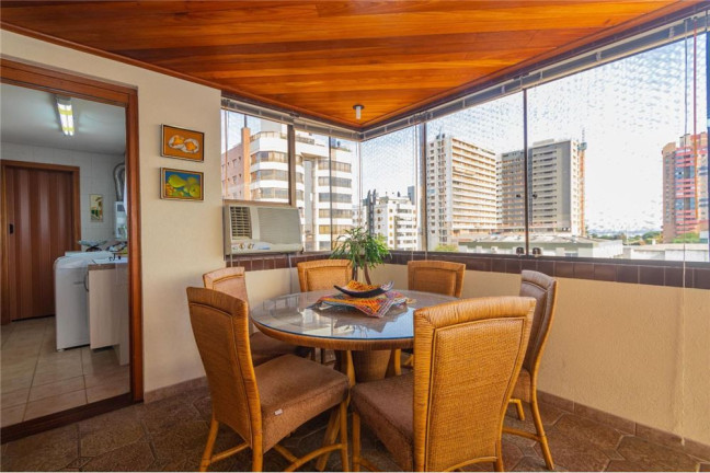 Imagem Apartamento com 3 Quartos à Venda, 157 m² em Menino Deus - Porto Alegre