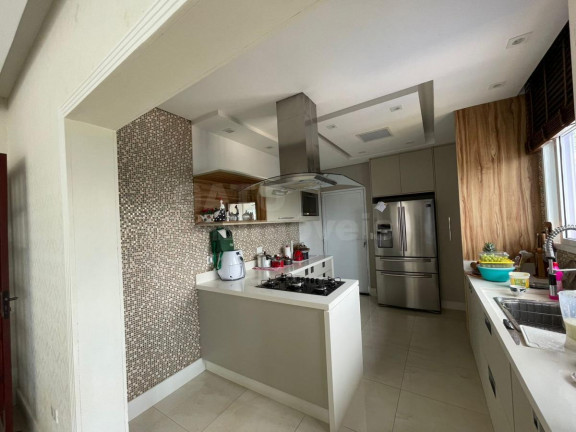 Imagem Casa com 3 Quartos à Venda, 320 m² em Jardins (polvilho) - Cajamar Imagem Casa com 3 Quartos à Venda, 320 m² em Jardins (polvilho) - Cajamar