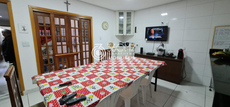 Imagem Casa com 5 Quartos à Venda, 380 m² em Campestre - Santo André