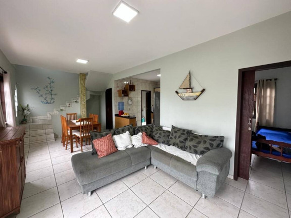 Imagem Casa com 3 Quartos à Venda, 250 m² em Centro - Balneário Barra Do Sul Imagem Casa com 3 Quartos à Venda, 250 m² em Centro - Balneário Barra Do Sul