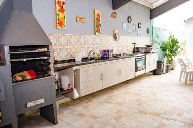 Imagem Casa com 5 Quartos à Venda, 270 m² em Jardim Oásis - Taubaté