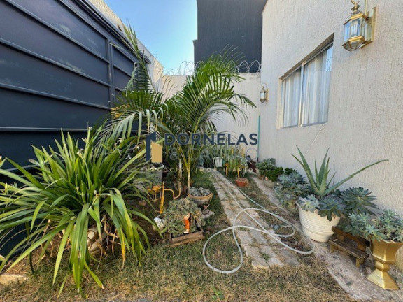 Imagem Casa com 3 Quartos à Venda, 200 m² em Setor Habitacional Arniqueira (águas Claras) - Brasília Imagem Casa com 3 Quartos à Venda, 200 m² em Setor Habitacional Arniqueira (águas Claras) - Brasília