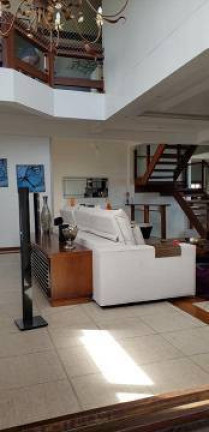 Imagem Casa com 5 Quartos à Venda, 1 m² em Camboinhas - Niterói