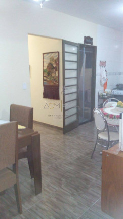 Imagem Casa com 2 Quartos à Venda, 171 m² em Jardim Itamarati - Botucatu