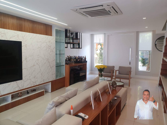 Imagem Casa com 3 Quartos à Venda, 320 m² em Recreio Dos Bandeirantes - Rio De Janeiro Imagem Casa com 3 Quartos à Venda, 320 m² em Recreio Dos Bandeirantes - Rio De Janeiro