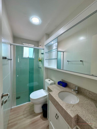 Imagem Apartamento com 3 Quartos à Venda, 217 m² em Centro - Florianópolis Imagem Apartamento com 3 Quartos à Venda, 217 m² em Centro - Florianópolis