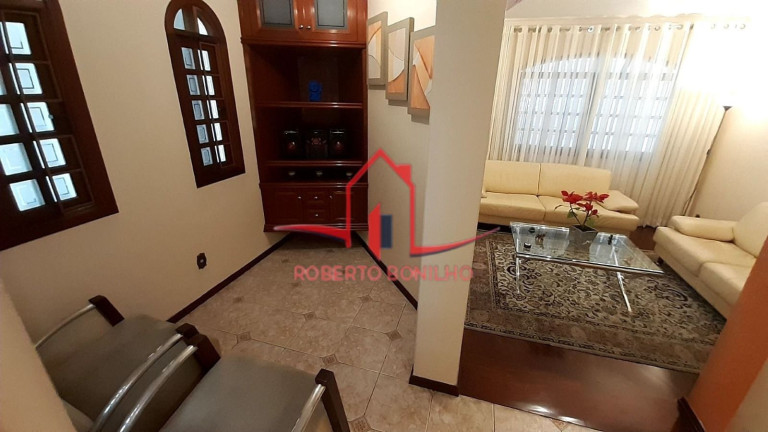 Imagem Sobrado com 3 Quartos à Venda, 281 m² em Campestre - Santo André