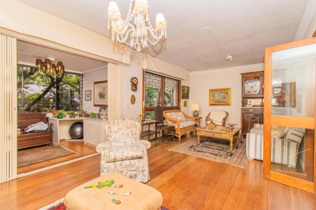 Imagem Apartamento com 3 Quartos à Venda, 202 m² em Petrópolis - Porto Alegre