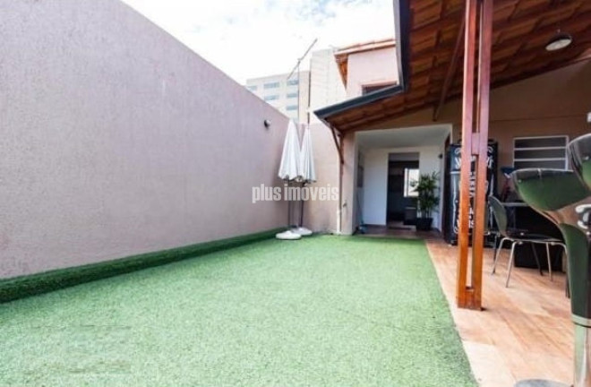 Imagem Casa com 3 Quartos à Venda, 210 m² em Jardim Das Acacias - São Paulo Imagem Casa com 3 Quartos à Venda, 210 m² em Jardim Das Acacias - São Paulo