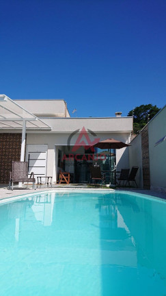 Casa com 3 Quartos à Venda, 108 m² em Jardim Do Sol - Caraguatatuba