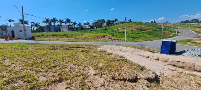 Imagem Terreno à Venda, 205 m² em Parque Nova Jandira - Barueri Imagem Terreno à Venda, 205 m² em Parque Nova Jandira - Barueri