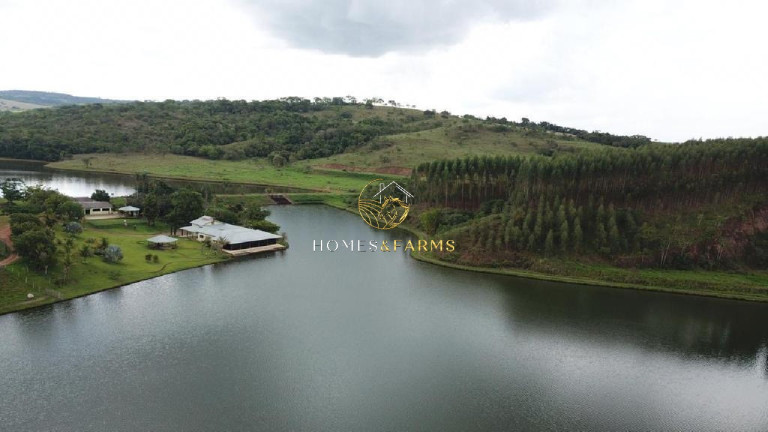Imagem Imóvel com 3 Quartos à Venda, 1.970 m² em Centro - São Miguel Do Passa Quatro Imagem Imóvel com 3 Quartos à Venda, 1.970 m² em Centro - São Miguel Do Passa Quatro