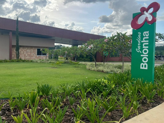 Terreno à Venda, 318 m² em Jardins Bolonha - Senador Canedo