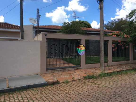 Casa com 3 Quartos à Venda, 245 m² em Centro - Araraquara